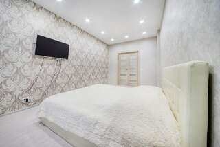 Апартаменты Квартира в 2 мин от Метро Грушевка на пр-т Дзержинского Минск Апартаменты с балконом-1