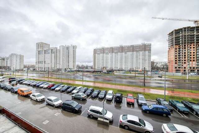 Апартаменты Квартира в 2 мин от Метро Грушевка на пр-т Дзержинского Минск-28
